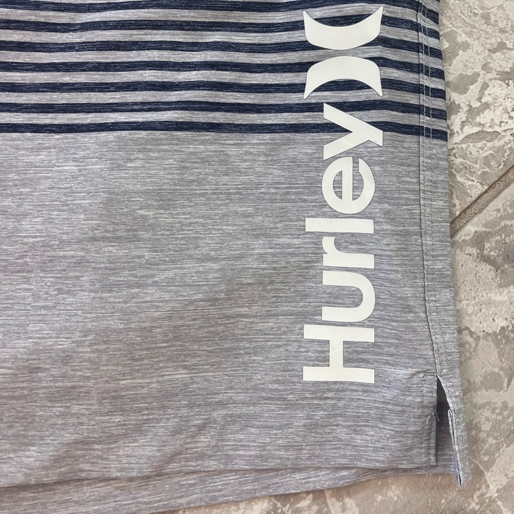 Hurley Men's Orange and Gray Striped Hybrid Swim Shorts, size L - Picture 5 of 6